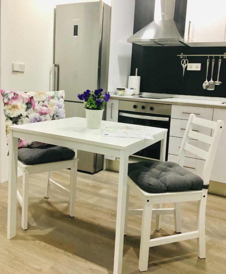 Zaragoza Centro Spain - Apartamento Nuevo Y Facilidad De Parking Exterior foto